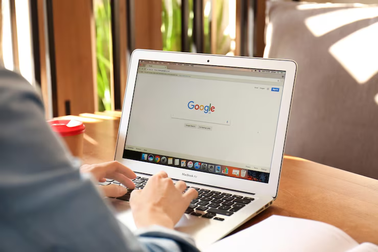 TERUNGKAP! Ini Sinyal Konten yang Bikin Artikel Kamu Melejit ke Page One Google 2025